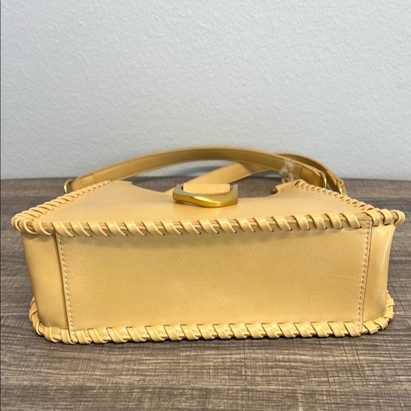 Antik Kraft Mustard Yellow Shoulder Bag with Whipstitch Detail!! 🌞 - Picture 7 of 9